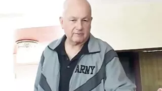 مينكس صعدت مع يدها تحت سراويل داخلية افلام سكسي مترجم للعربية لها وبدأت عناق الفول