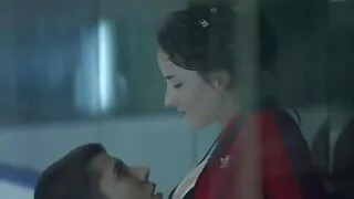 يحب الزنجي أن يمارس الجنس مع زوجته ليس فقط في المنزل ، ولكن أيضا في منطقة محايدة جوردي سكسي مترجم