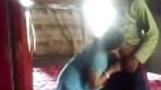 جلد سوط الرجل يصفع سكسي مترجم للعربية الحمار في سراويل فتاة