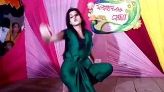 نشط الخوف سِکْسِ مًتٌرجّمً مع الوحش الأحمر مع شعر كس مع الثقب