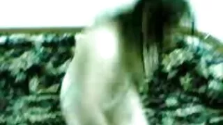 الرجل يحب أن يدخل من خلال سراويل سكسي مدبلج صديقته