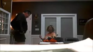 من السهل التمثيل العاهرة الحضن سكسي امريكي مترجم في الليل في الشارع
