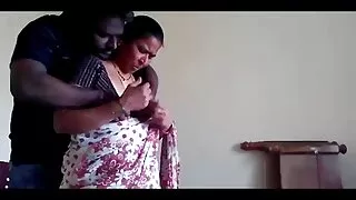 رجل الوجه و فراغ ضخ قضيبه فيلم سكسي اجنبي